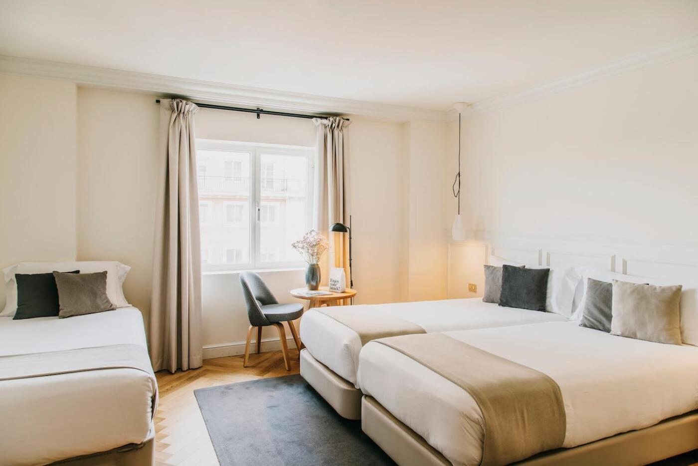 Deluxe Triple Room,1558572454:JPEG