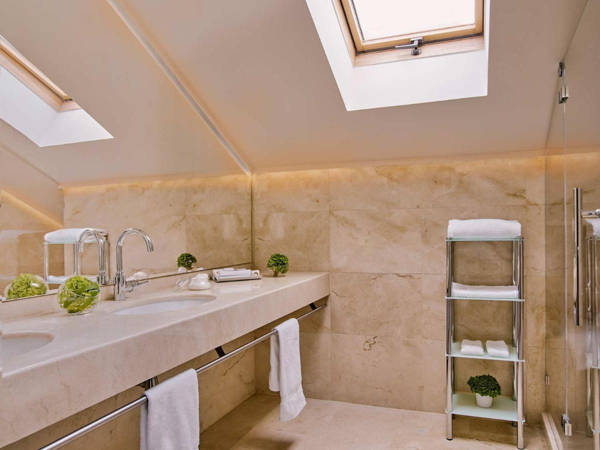 Superior Double or Twin Room Terrace